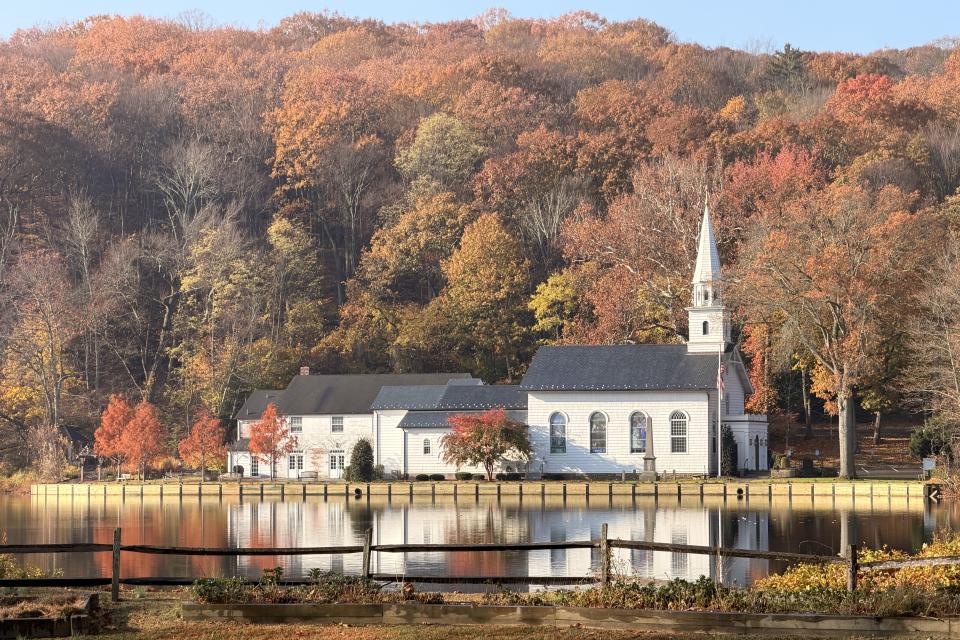 St. John's, Cold Spring Harbor in Autumn