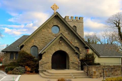 St. Ann's, Sayville
