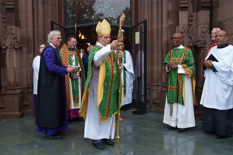 Bishop Provenzano blesses the Cathedral of the Incarnation's Forecourt